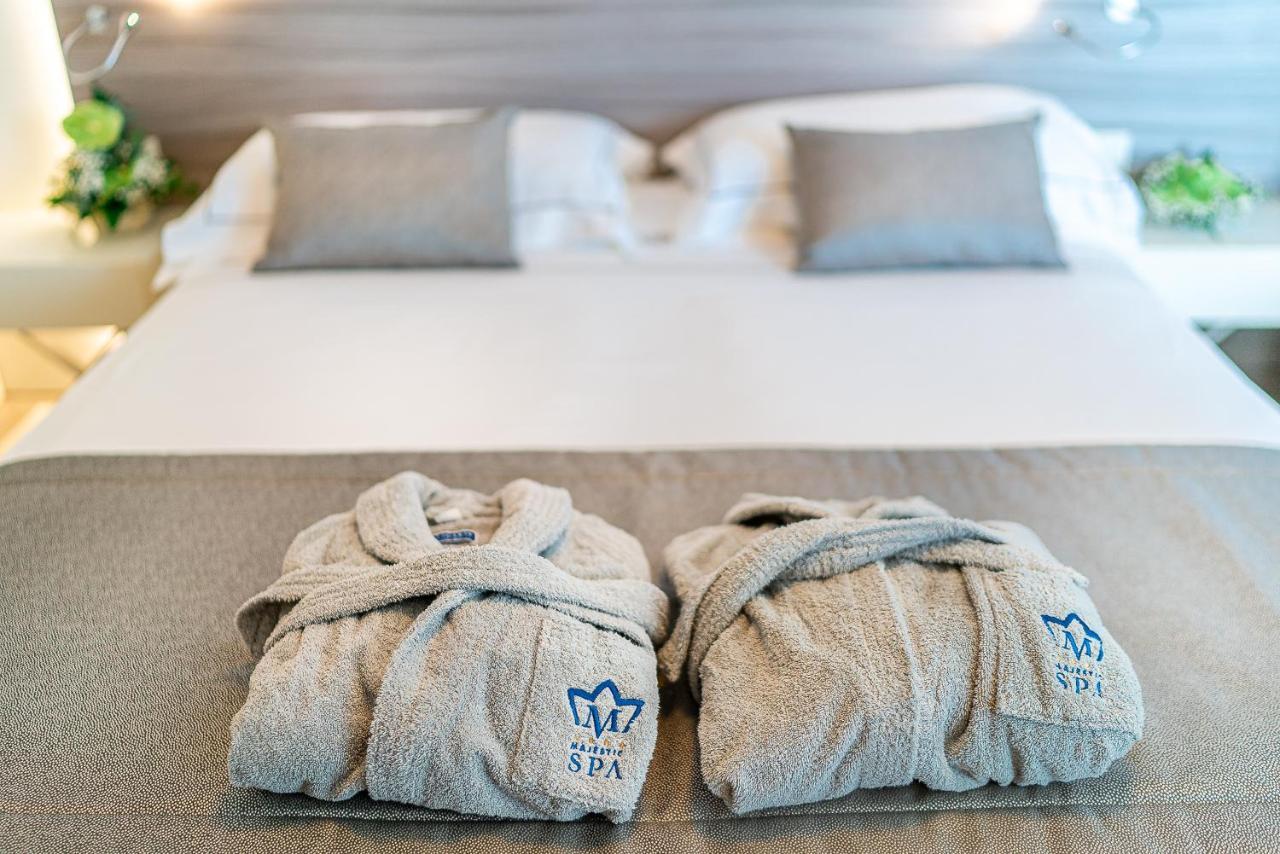 Majestic Beach Hotel & Wellness Bibione Exteriör bild
