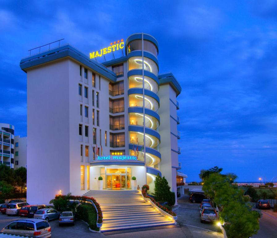 Majestic Beach Hotel & Wellness Bibione Exteriör bild